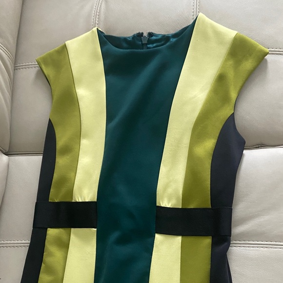 Elegant Striped Midi Dress in Green and Yellow - Picture 1 of 3